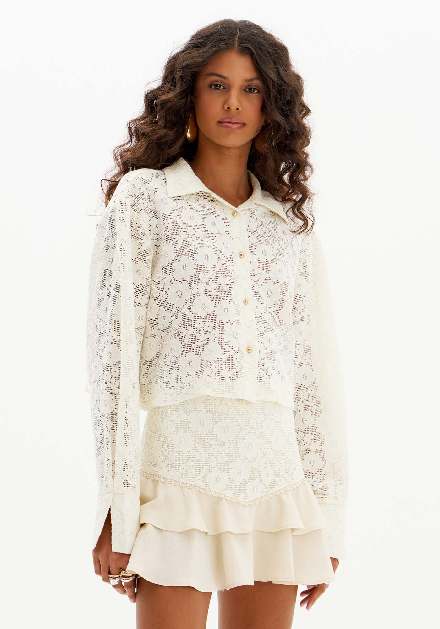Camisa Cropped Manga Longa Renda