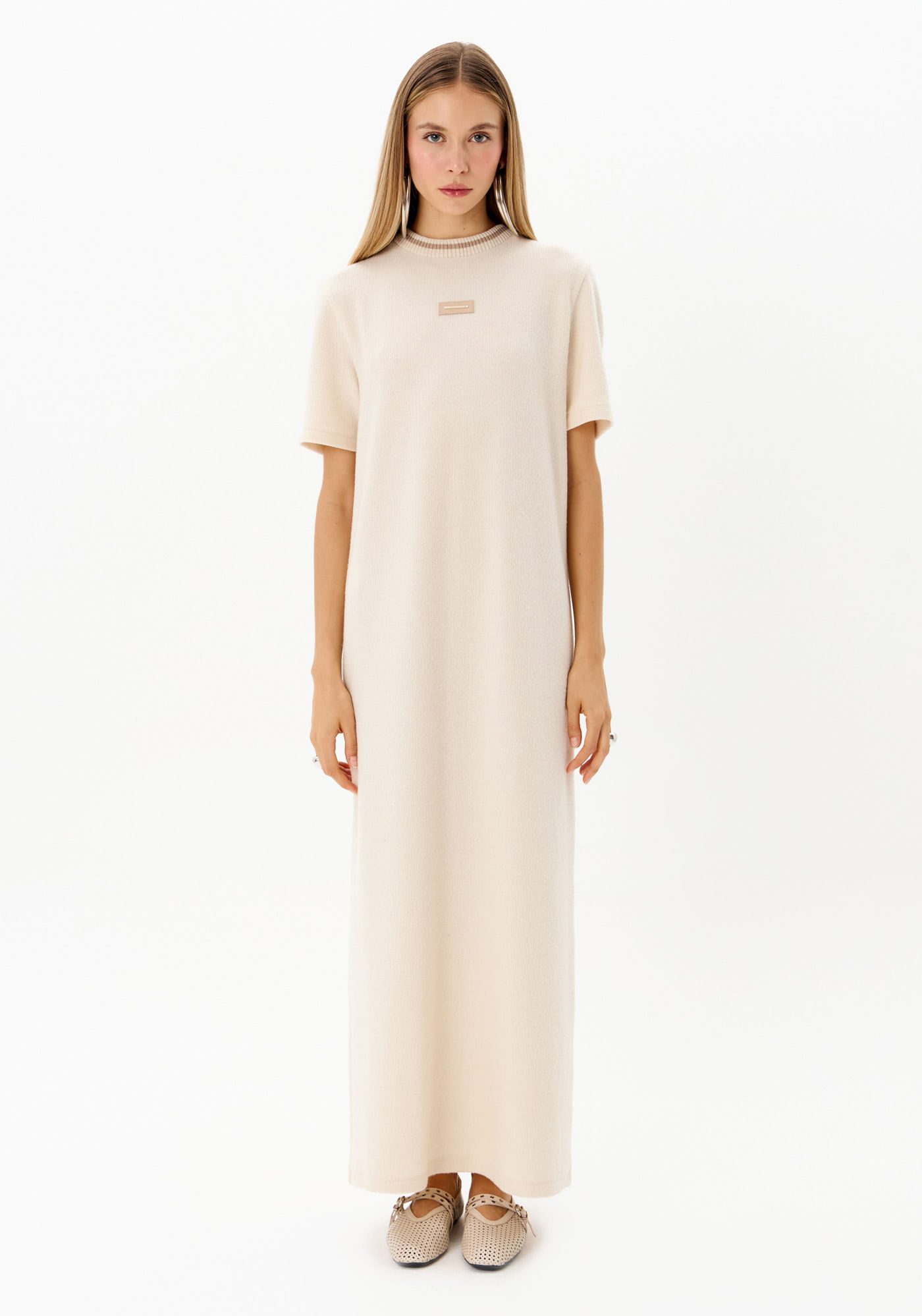 Vestido Super Midi Tricot Manga Curta