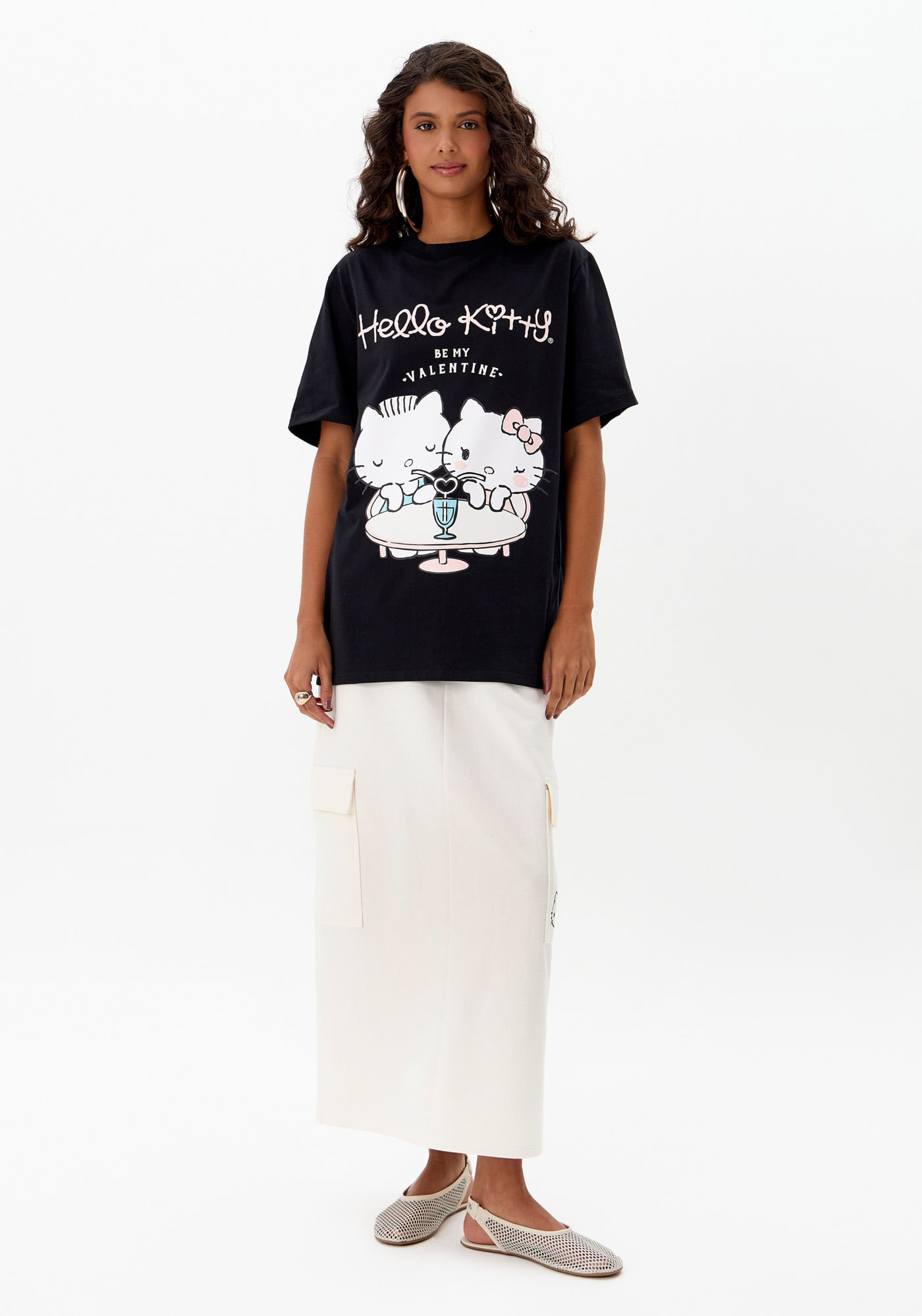 T-Shirt Alongada Hello Kitty