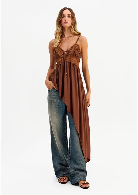 Blusa Assimétrica De Alça com Renda