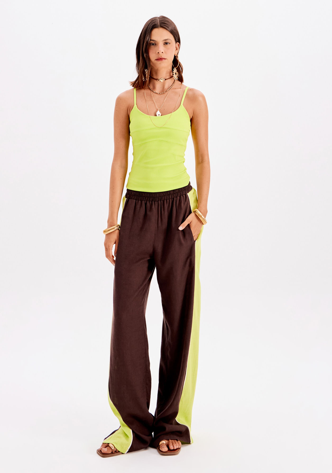 Blusa De Alças Com Recorte