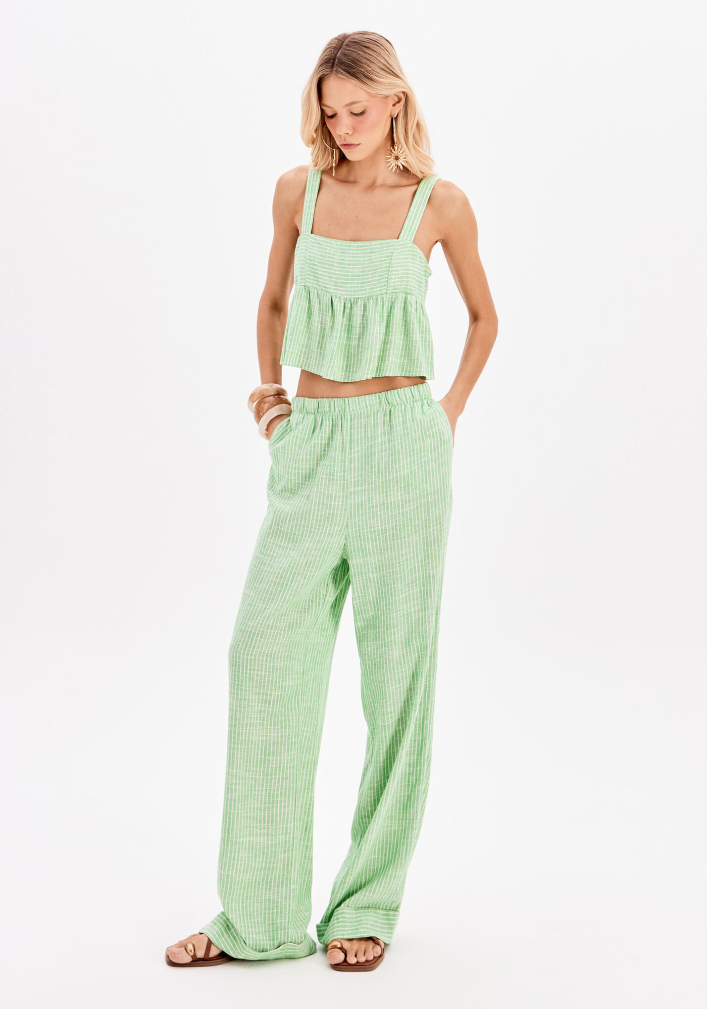 Calça Wide Leg Com Linho Listrada
