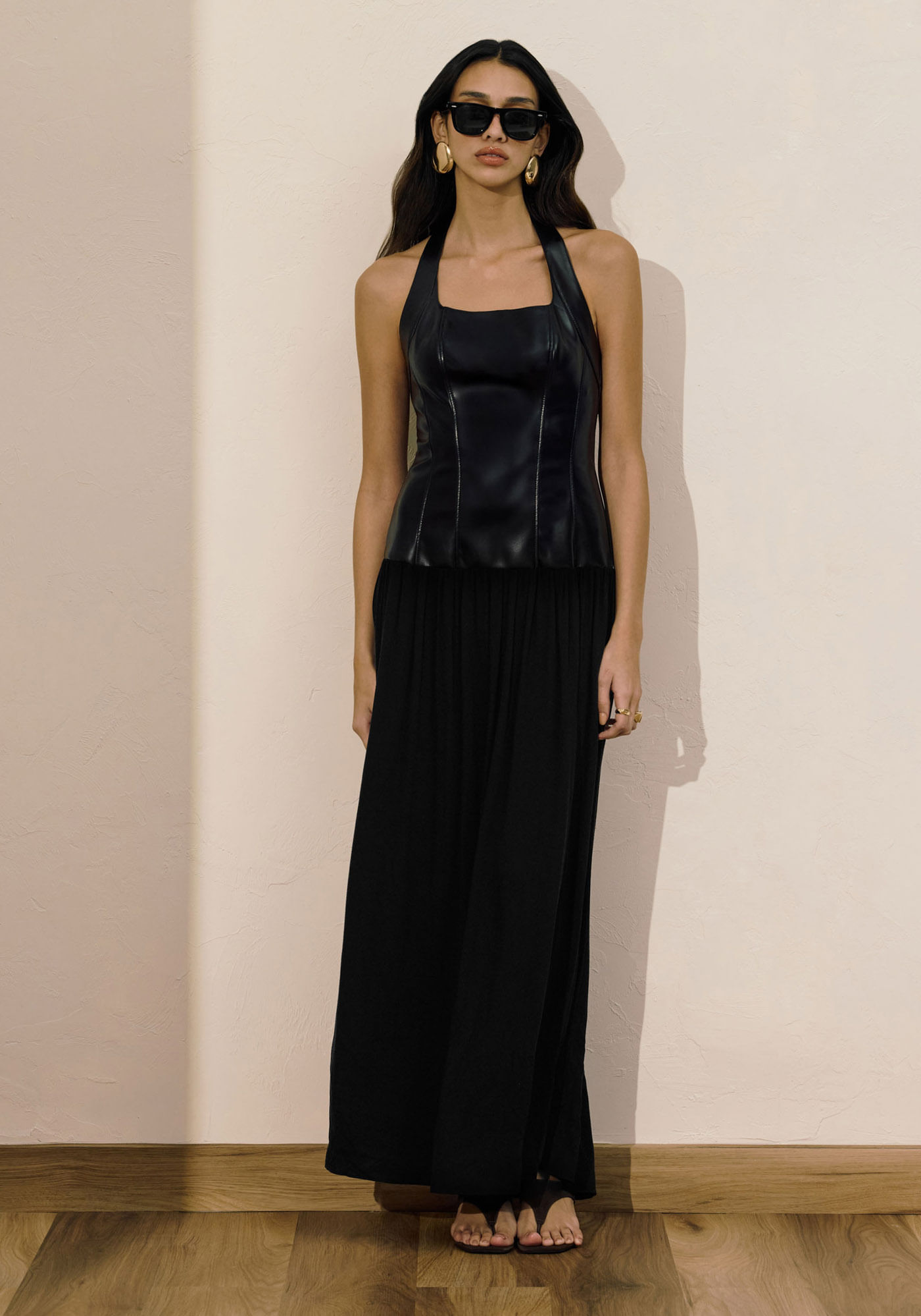 Vestido Super Midi Com Recortes