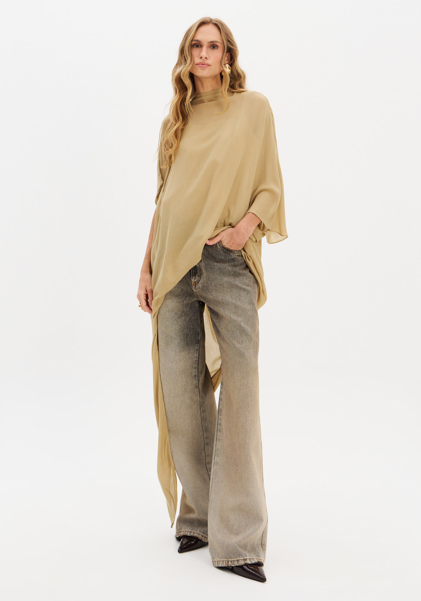 Calça Jeans Reta Cintura Média