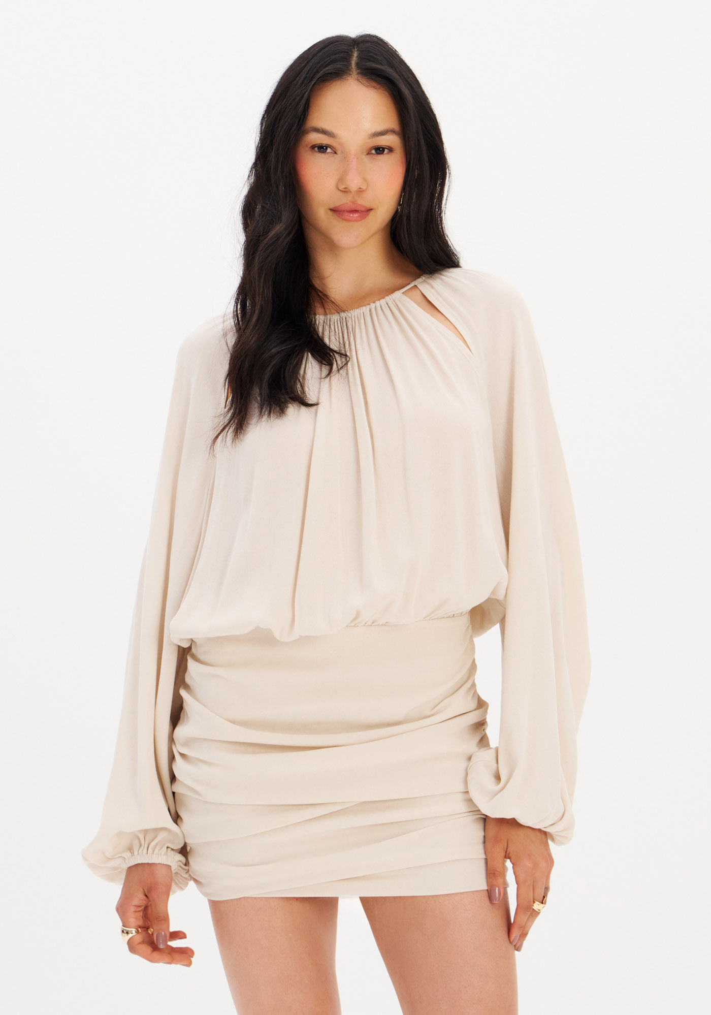 Vestido Curto Crepe Manga Longa