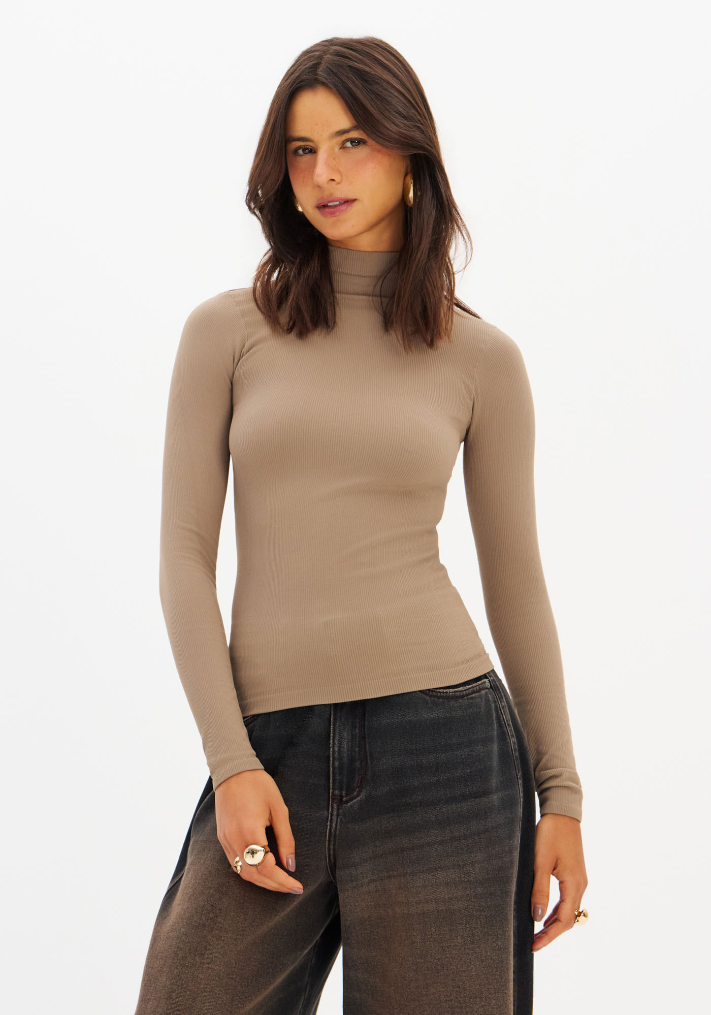 Blusa Gola Alta Manga Longa