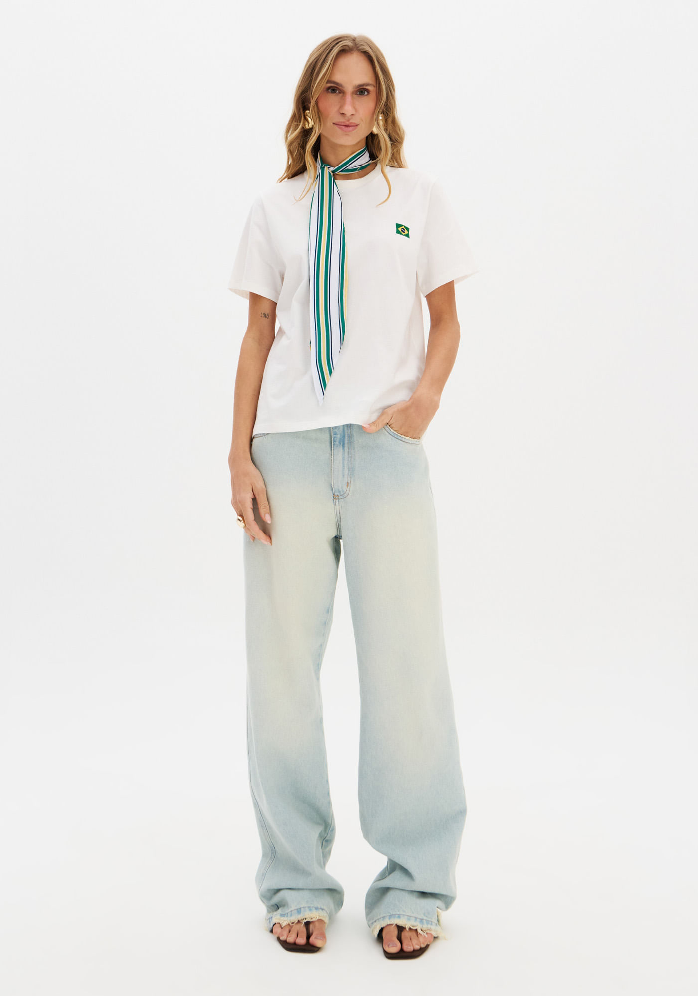 Calça Jeans Reta Cintura Média Brasil