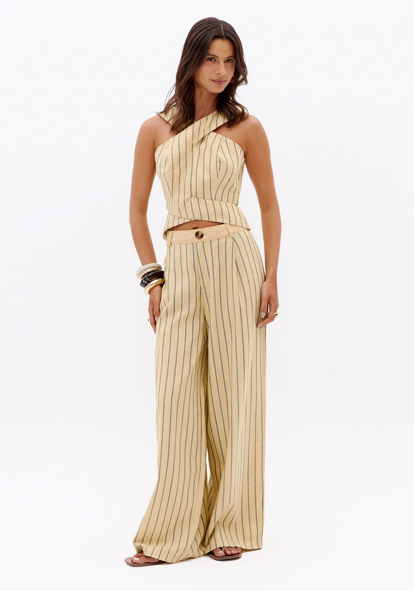 Calça Wide Leg Cintura Média
