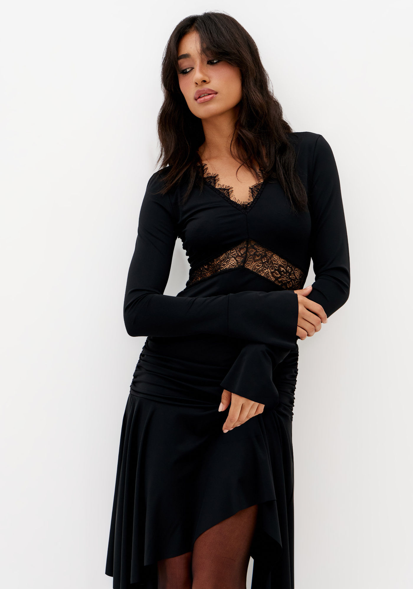 Vestido Midi Manga Longa De Malha Com Renda