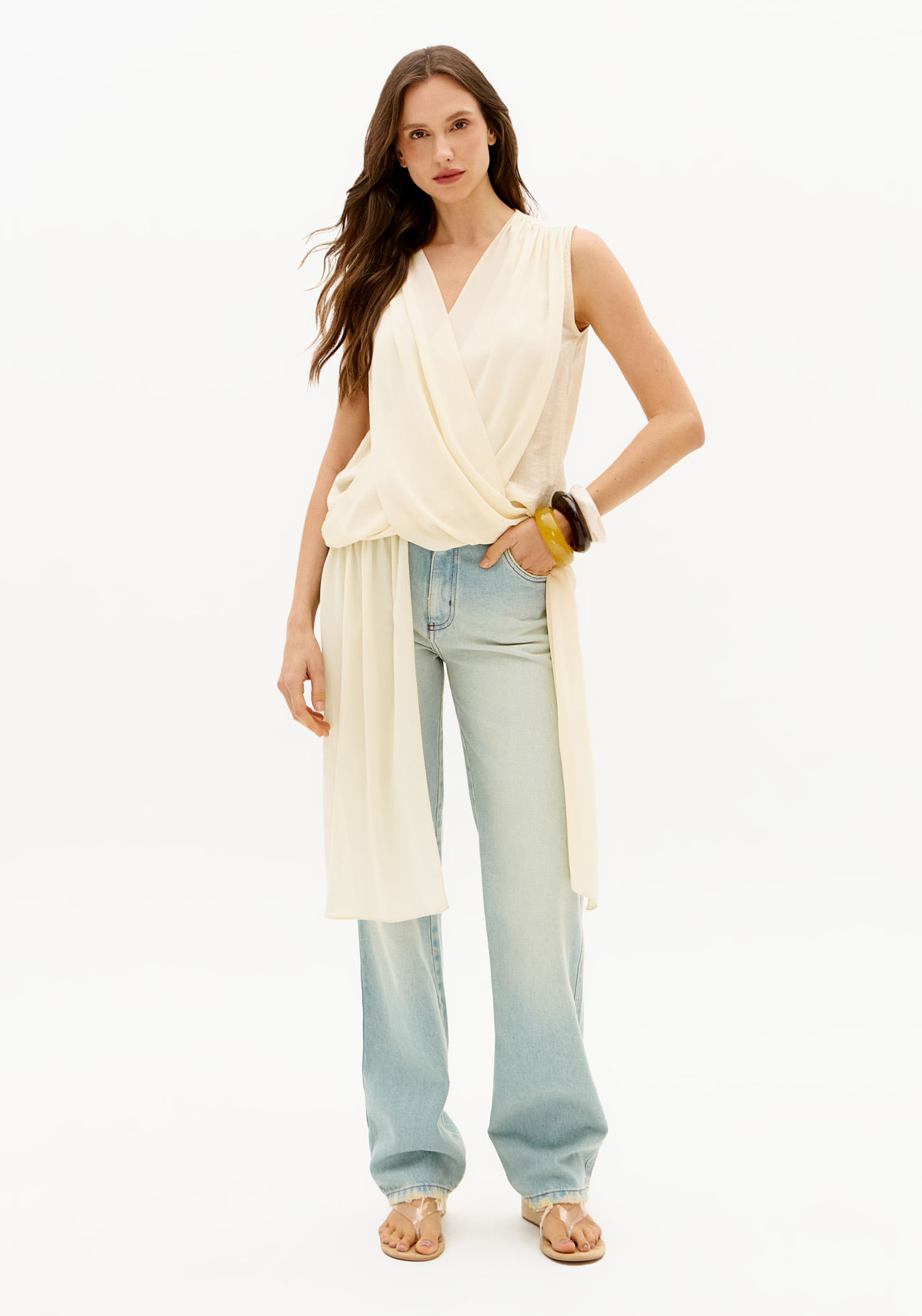 Calça Jeans Reta Slim Cintura Média