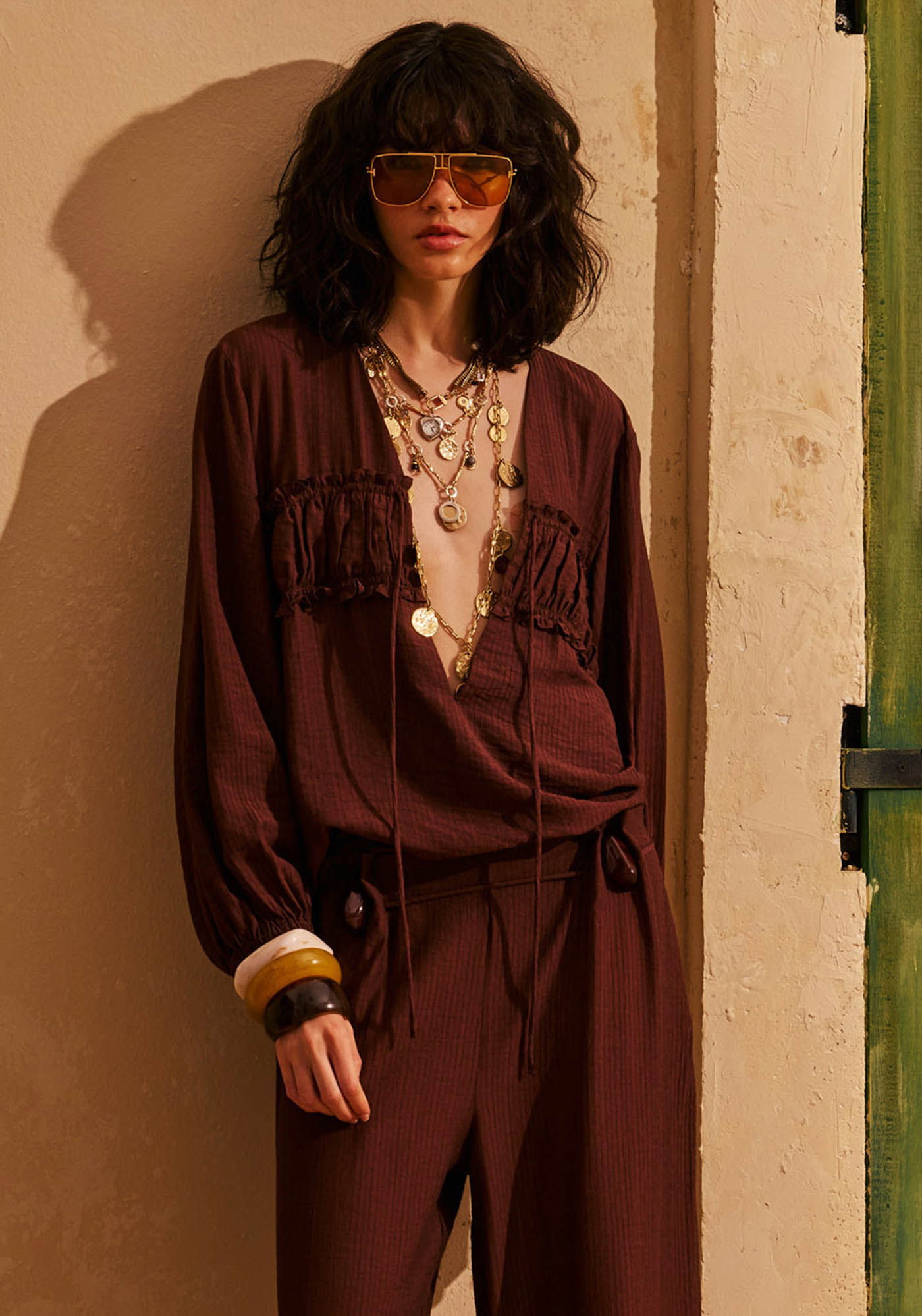 Blusa Ampla Manga Longa Com Pala