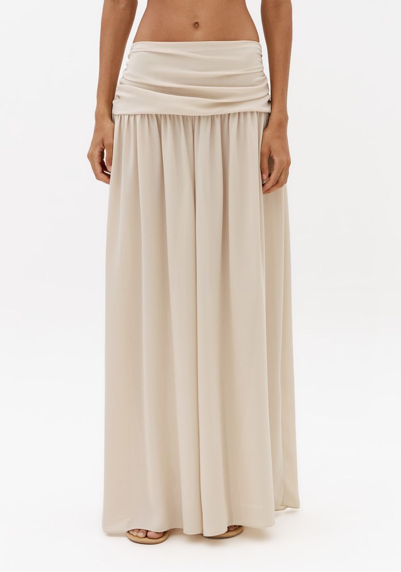 Calca-feminina-off-white-cintura-media-com-pala-drapeada-e-modelagem-ampla-pantalona-vista-frontal